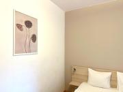 Prime Stay - Deluxe 2 Bedroom Family Apartment with Balcony