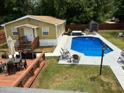 Luxurious 2 Studio Apartment Pool House