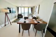 Penthouse Suite - Oceanfront - Prime location