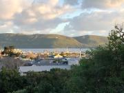 Hillside Homestead - Rustic Farm Style Stay!