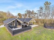 14 person holiday home in Væggerløse