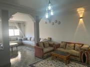 Grand appartement bien situé