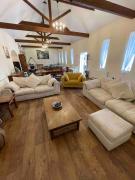 The Old Hay Barn - Games Room, Gym, Sleeps 8