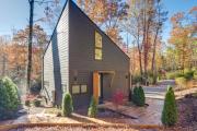 4 Mi to Dtwn Brevard Modern Pisgah Forest Getaway