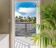 Waterfront Intercoastal, Walk to the Beach, Pool & Hot Tub, Watch the Boats