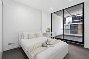 Chic Apartment Near Sydney Airport & CBD