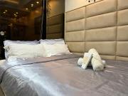 EaseStay by Bren in Shell Residences MOA