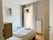 Prime Stay - Premium 2 Bedroom Family Apartment with Balcony