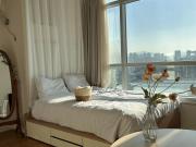 Central Seoul loft apartment