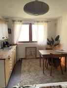 Nature-close guest room with garden - Private bath included