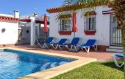 Gorgeous Home In Chiclana De La Fronter
