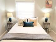 Modern & Stylish Furnished 1 Bed 1 Bath