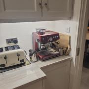 Roundstone Retreats Quayside luxury apt