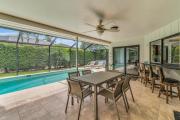 Short Walk to Maple Beach Access I 32 w Heated Pool