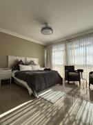 The Ocean Nook - Modern Beach Condo