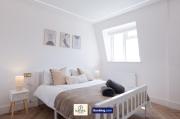 Modern 3BR Apartment By Nativa Homes Short Lets & Serviced Accommodation Harrow With Free WiFi & Parking, Family Comfort & Style