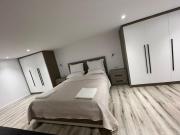 Isla Apartment City Center