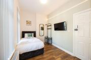 The Groves Room 4- Close to MRI, City Centre & Uni
