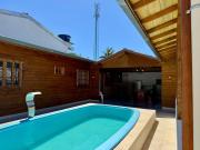 Casa com Piscina em Itapema