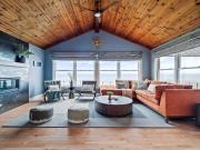 Lakefront Luxury - Kayaks - 4 Bedrooms - 3 Full Baths - Sleeps 8