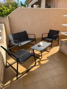 2-Bedroom Bungalow with Roof Terrace - Central La Zenia - Free WiFi