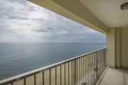 Apartamento en primera línea con espectaculares vistas al mar