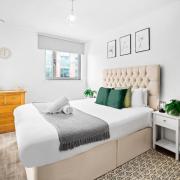 Stylish City Center Apartment - Balcony - Smart TV - Netflix 83S