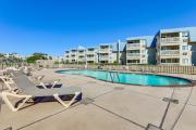 Steps to Sea! 3rd-Floor Myrtle Beach Condo with Pool