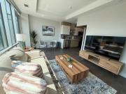 Downtown Bright & Vibrant 1 BR with huge patio