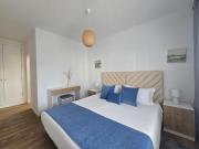 Avenida Mar 2 - Edf Satélite com AC, Garagem, WiFi, 150 mts praia