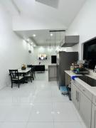 Top Brimsdown Station