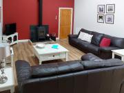 Peacock Barn - E5479