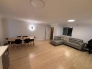 2 Bed 2 Bath Apartment with Secure Parking in Sydney CBD - 1 Min Walk To Darling Harbour & World Square- Center Of China Town