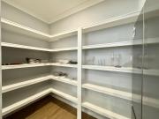 Lux 4-Bed Gem Near Park & Forest Lake Shopping