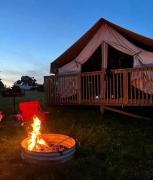 Peaceful Tented Cabin with Fire Pit and Fantastic Sights in Logan, Ohio