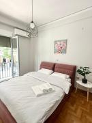 Modern stay-10 mins from the city center- 5 mins from the beach