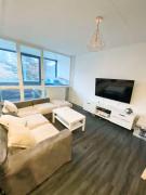 Chambre Privée Cosy- Dans Appartement Moderne en Colocation-Tram A-ME1-4