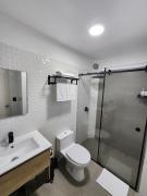 Elegante Departamento de Estreno en Centro Financiero