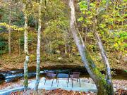 Whispering Creek Cabin