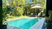 Villa Mint Dua, Peaceful 3BR Villa - Near La favela Seminyak