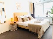 Multi-bedroom stay 9 Rooms near Beach