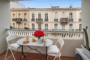 FRGK Victoria 3 Central Cannes 1BR Terrace, AC & Ultra-Fast Wi-Fi