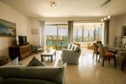 Waterfront Panorama Massive Three Bedrooms Flat 8S