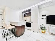 서초로이움지젤