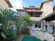 Sobrado Confortável para Família na Praia do Perequê Açú