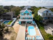 Walk to Duck Soundfront w Pool Firepit Cornhole