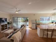 Two Bedroom Apartment - Heart of Cronulla