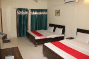 Hotel Royal Plaza, 4 min from Chandigarh Railway Station