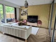 Golden apartment- parking, wifi and sauna