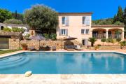 Family Villa 5 bedrooms swimming pool & sea view